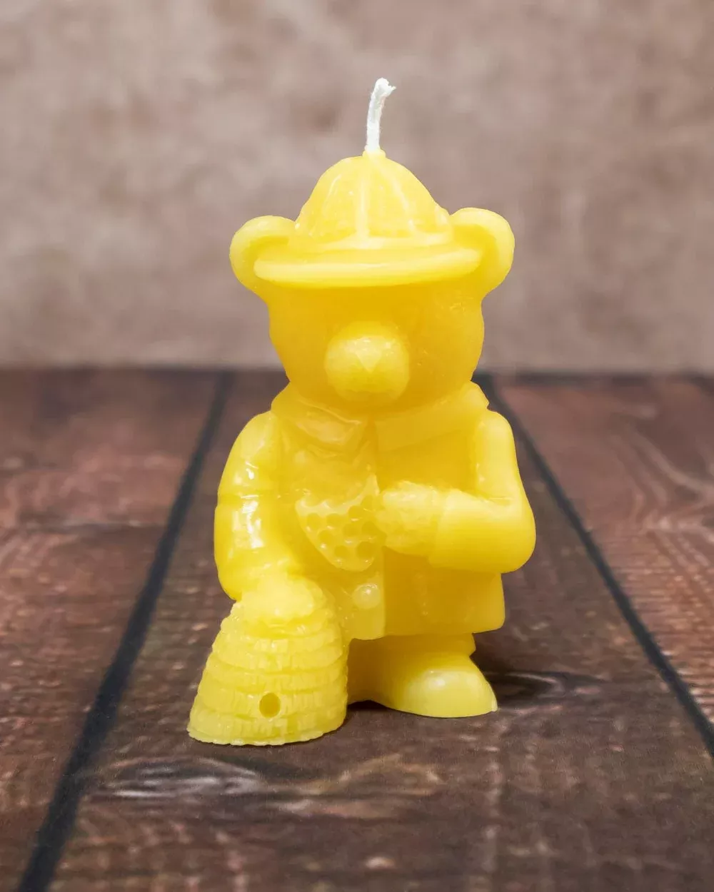 Bear/eating Comb
