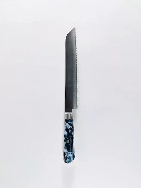 Bread Knife: Black /White