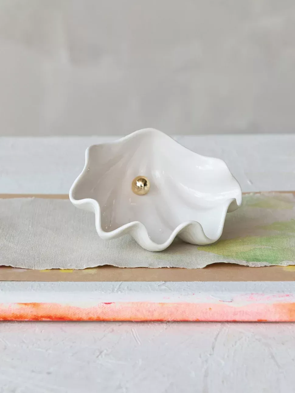 Clam Shell Dish