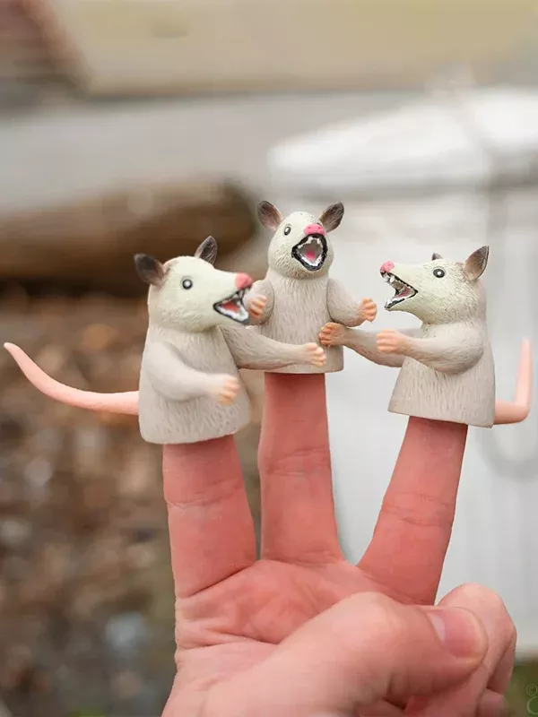 Finger Puppet: Possum (Single)