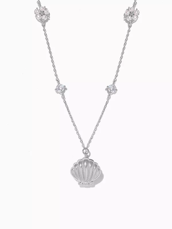 Hidden Pearl Shell Necklace: Silver