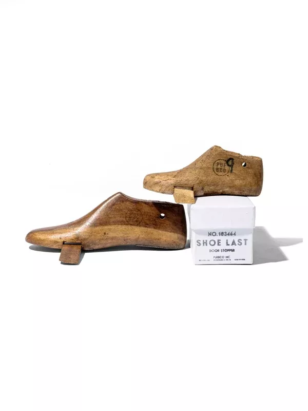 Last Doorstopper: Shoe