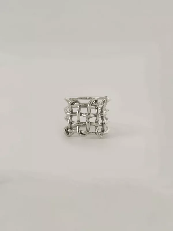 Louise Ring: Sterling Silver